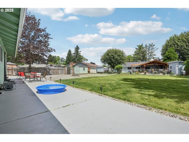 404 Sw 11TH St, Battle Ground, WA 98604