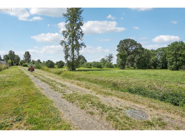 404 Sw 11TH St, Battle Ground, WA 98604