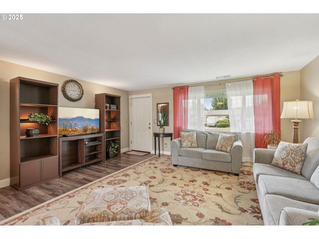 404 Sw 11TH St, Battle Ground, WA 98604