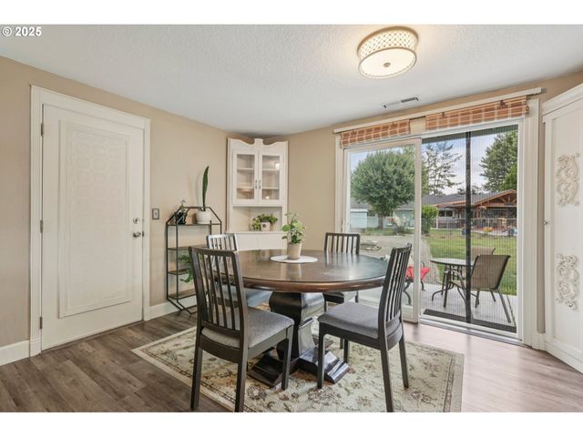 404 Sw 11TH St, Battle Ground, WA 98604