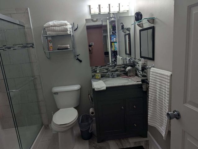 1155 S Lake 45, Novi, MI 48377