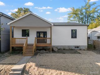 6111 Idaho Avenue, St Louis, MO 63111