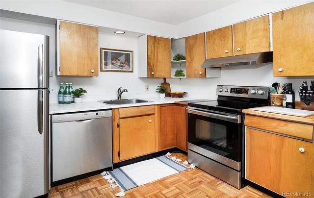 25997 Mountain View Road, Golden, CO 80401