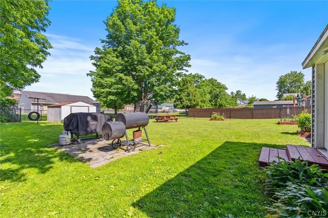 322 Sayles Street, Oneida, NY 13421