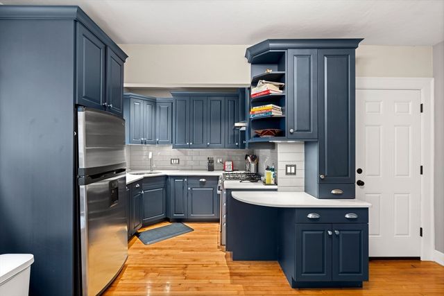 166 Boston Street 2, Boston, MA 02125