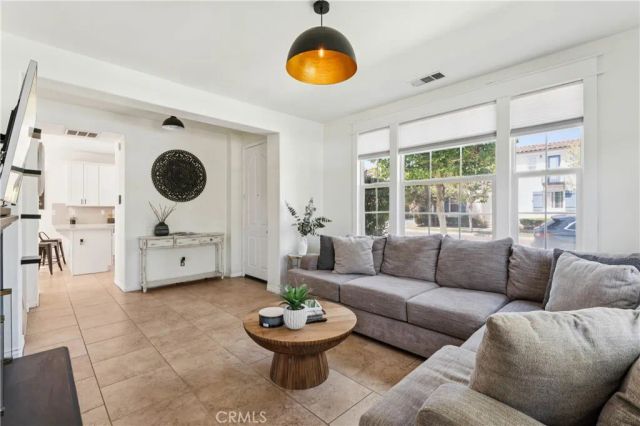 4155 Windspring Street, Corona, CA 92883
