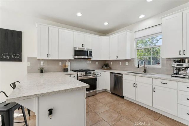 4155 Windspring Street, Corona, CA 92883