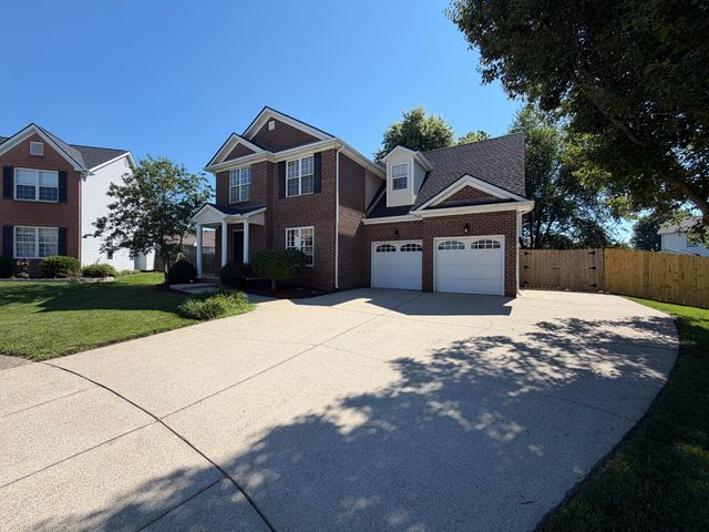 205 Dundee Court, Versailles, KY 40383