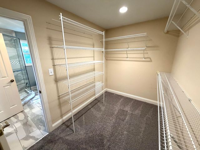 205 Dundee Court, Versailles, KY 40383