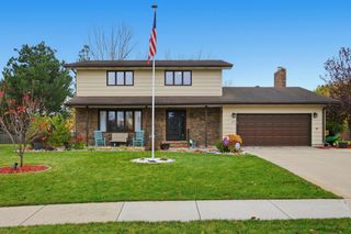 21 35th Avenue NE, Fargo, ND 58102