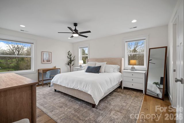 729 Poodle Way, Asheville, NC 28806