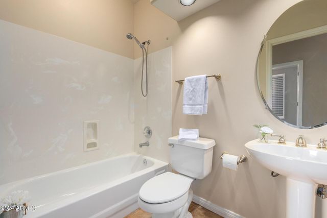 8924 E Captain Dreyfus Avenue, Scottsdale, AZ 85260