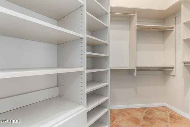 8924 E Captain Dreyfus Avenue, Scottsdale, AZ 85260