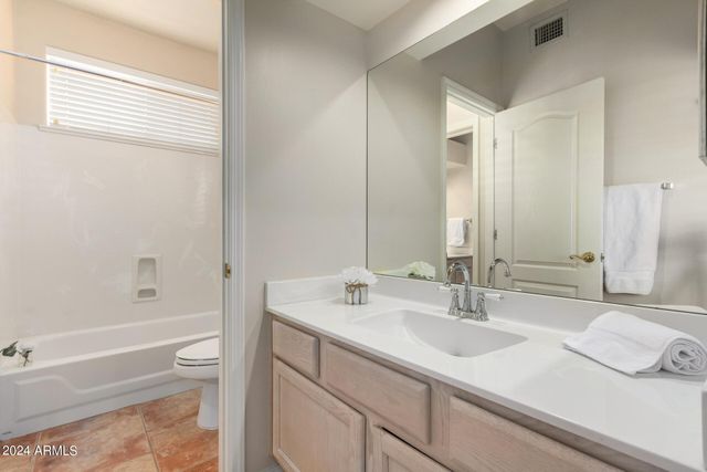 8924 E Captain Dreyfus Avenue, Scottsdale, AZ 85260