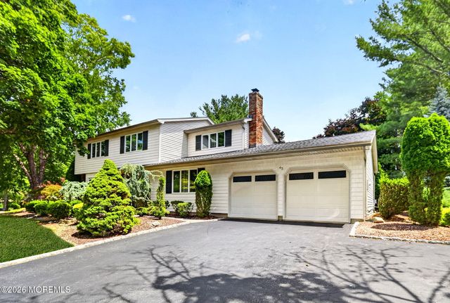 43 Georgian Bay Drive, Morganville, NJ 07751