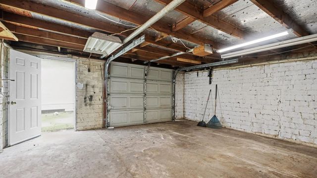 12 E Homan Street, Baytown, TX 77520