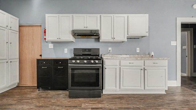 12 E Homan Street, Baytown, TX 77520