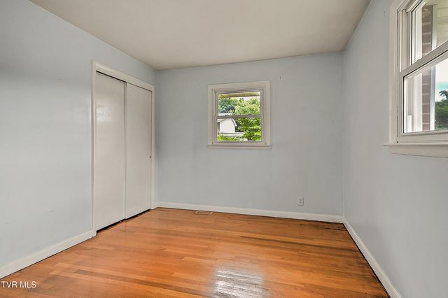 1127 Qualls Road, Kingsport, TN 37660