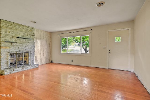 1127 Qualls Road, Kingsport, TN 37660