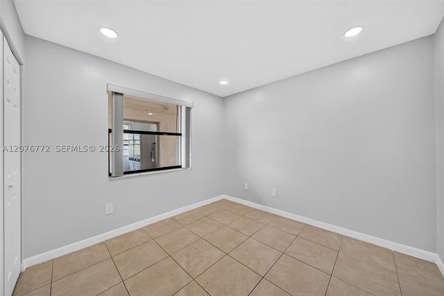 7670 SW 152nd Ave 1-207, Miami, FL 33193