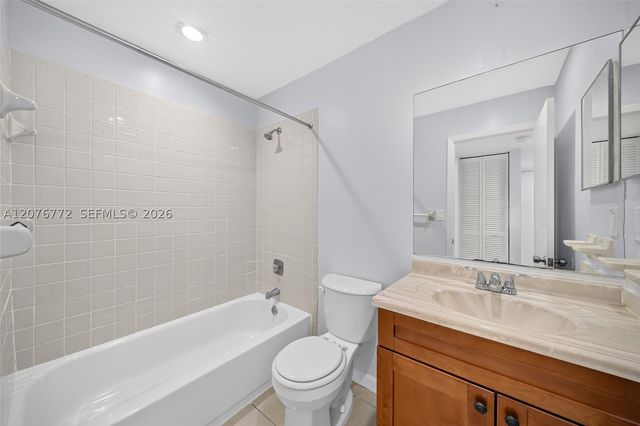 7670 SW 152nd Ave 1-207, Miami, FL 33193