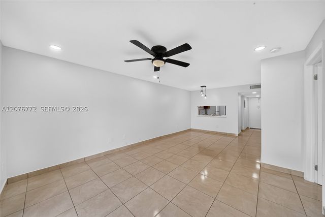 7670 SW 152nd Ave 1-207, Miami, FL 33193
