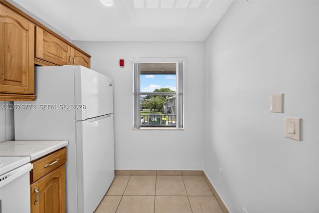 7670 SW 152nd Ave 1-207, Miami, FL 33193