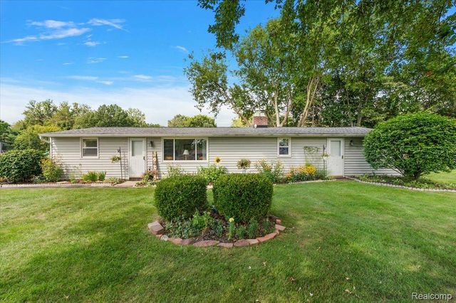 5011 Cecelia Ann Avenue, Independence Charter Township, MI 48346