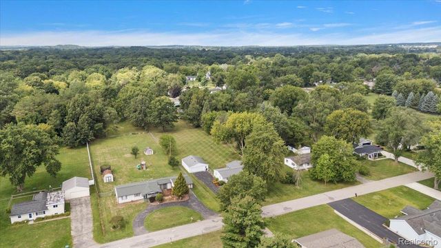 5011 Cecelia Ann Avenue, Independence Charter Township, MI 48346