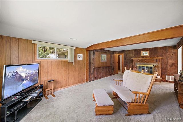 5011 Cecelia Ann Avenue, Independence Charter Township, MI 48346