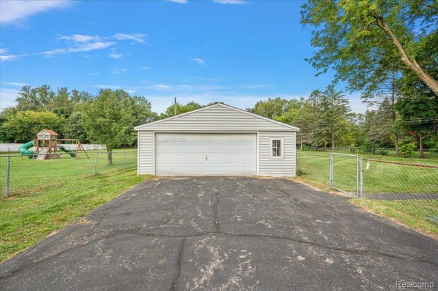 5011 Cecelia Ann Avenue, Independence Charter Township, MI 48346