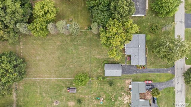 5011 Cecelia Ann Avenue, Independence Charter Township, MI 48346