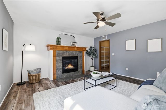 11608 24th Street SE, Lake Stevens, WA 98258