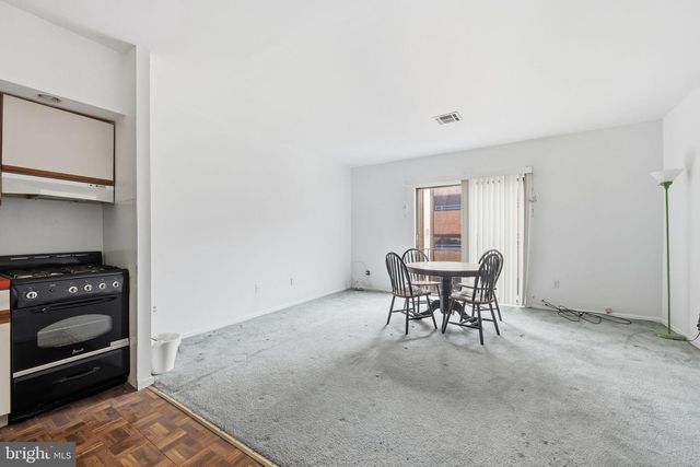 1713 SOUTH ST, Philadelphia, PA 19146