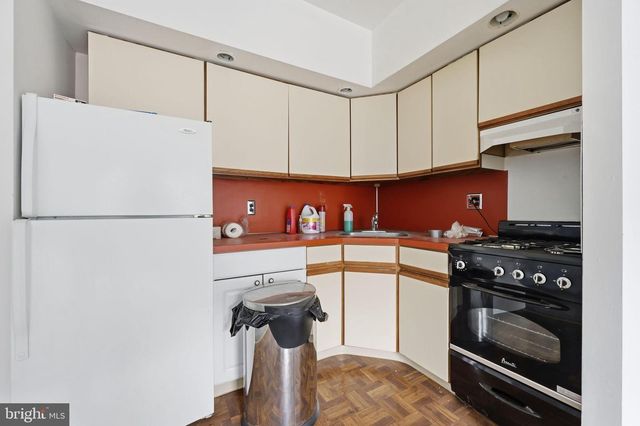 1713 SOUTH ST, Philadelphia, PA 19146