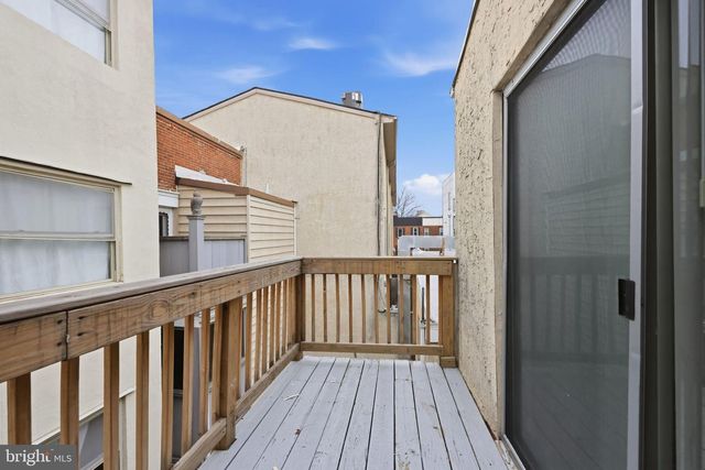 1713 SOUTH ST, Philadelphia, PA 19146