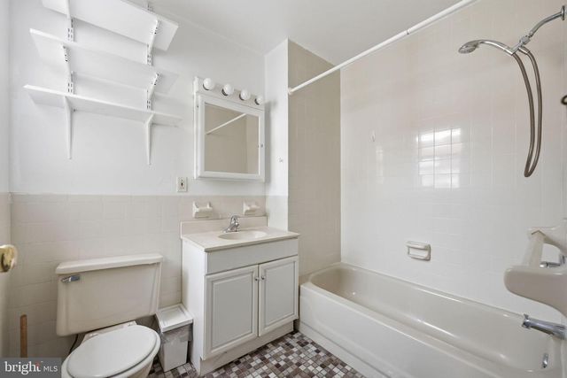 1713 SOUTH ST, Philadelphia, PA 19146