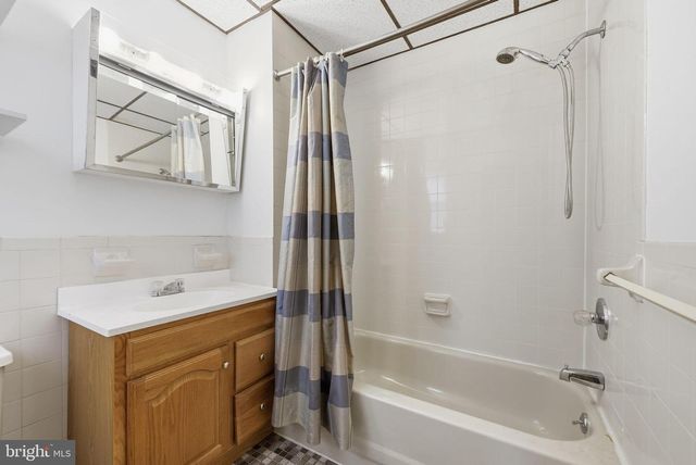 1713 SOUTH ST, Philadelphia, PA 19146