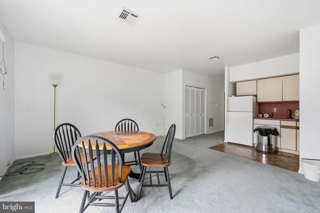 1713 SOUTH ST, Philadelphia, PA 19146