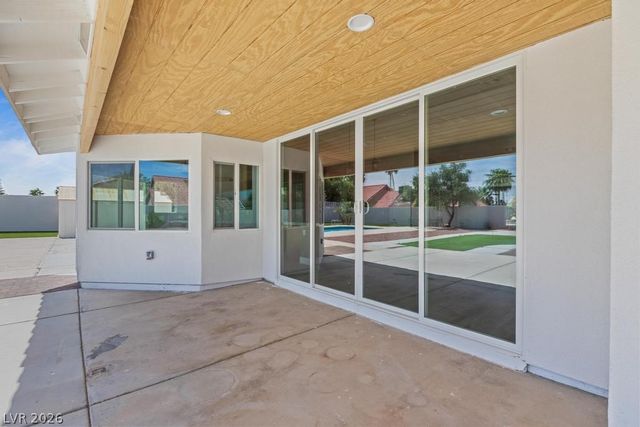 3360 North Pioneer Way, Las Vegas, NV 89129