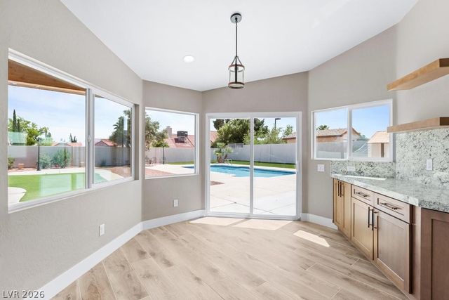 3360 North Pioneer Way, Las Vegas, NV 89129