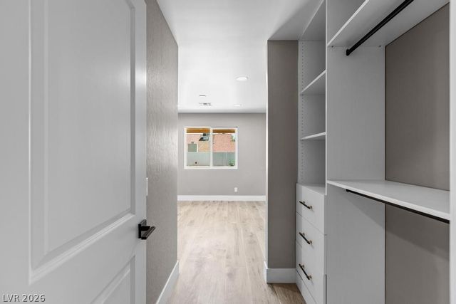 3360 North Pioneer Way, Las Vegas, NV 89129