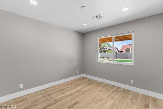 3360 North Pioneer Way, Las Vegas, NV 89129