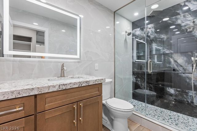 3360 North Pioneer Way, Las Vegas, NV 89129