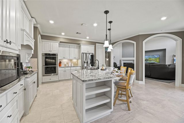 1002 Pleasant Pines Lane, Pinehurst, TX 77362
