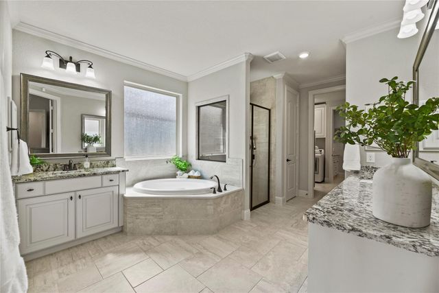 1002 Pleasant Pines Lane, Pinehurst, TX 77362
