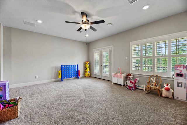 1002 Pleasant Pines Lane, Pinehurst, TX 77362