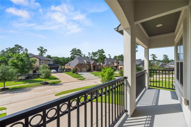 1002 Pleasant Pines Lane, Pinehurst, TX 77362