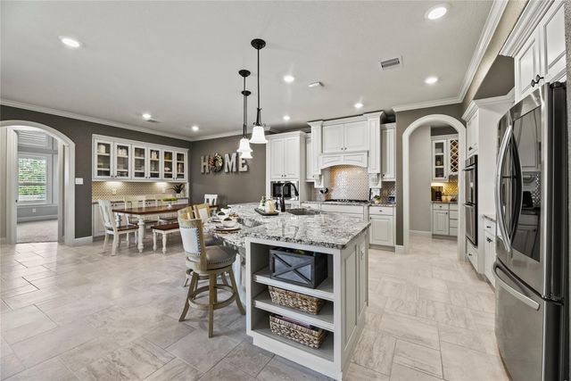 1002 Pleasant Pines Lane, Pinehurst, TX 77362