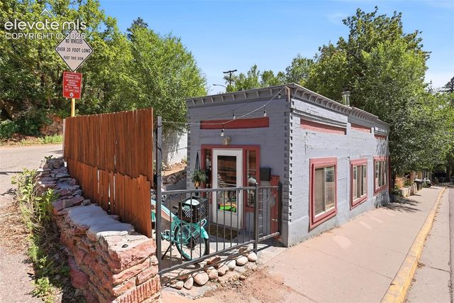 370 Ruxton Avenue, Manitou Springs, CO 80829
